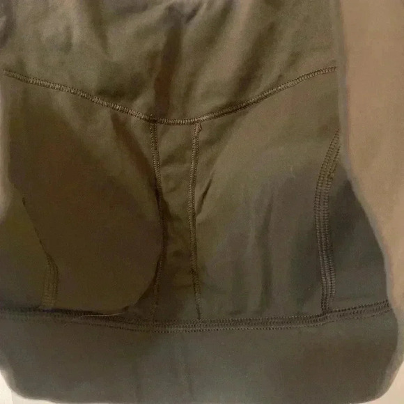 Lululemon Racer Back Sports Bra Dark Olive Green Size 6 - Picture 3 of 5